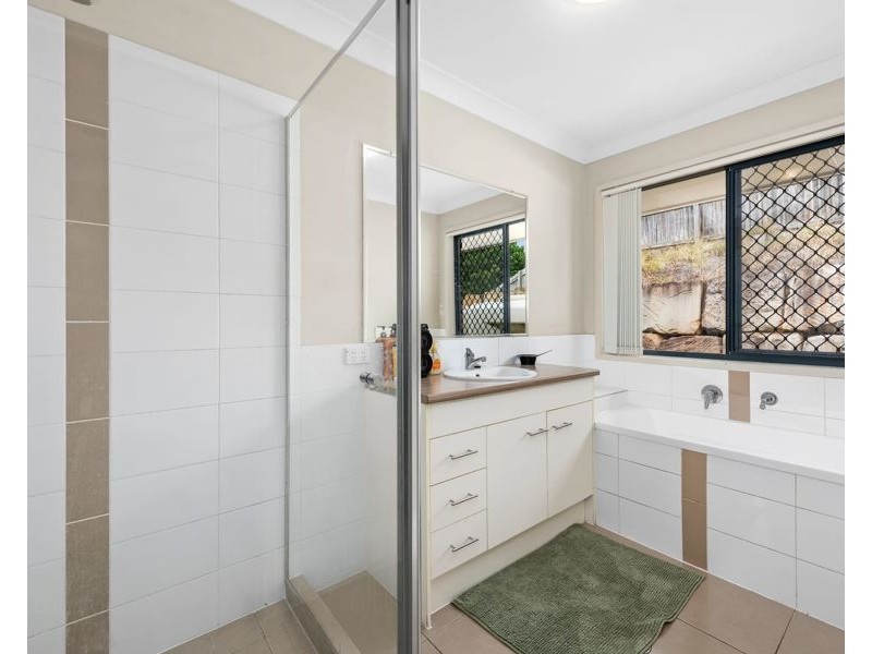 1 Mountain View Drive, Oakey QLD 4401