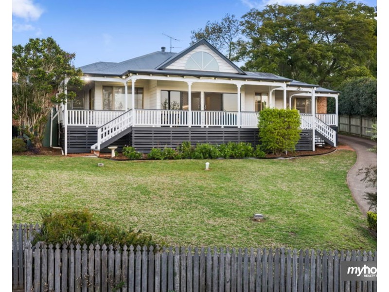 7 Skyline Drive, Blue Mountain Heights QLD 4350