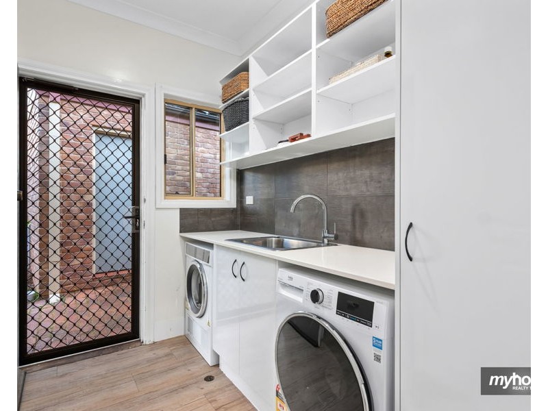 7 Skyline Drive, Blue Mountain Heights QLD 4350
