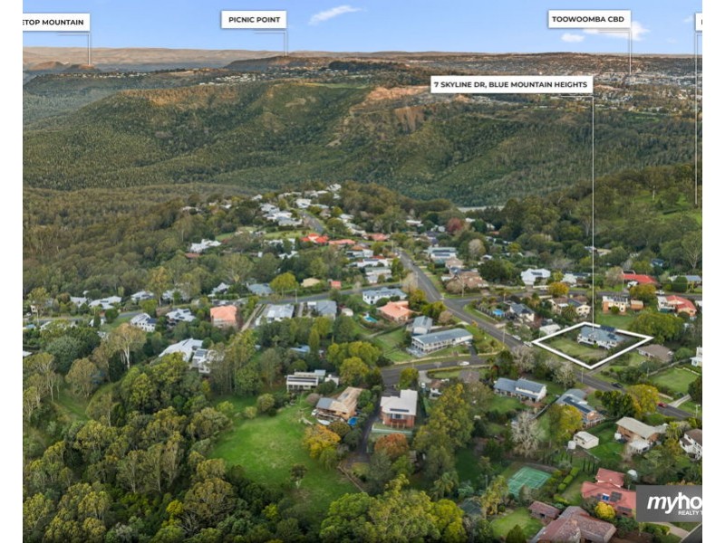 7 Skyline Drive, Blue Mountain Heights QLD 4350