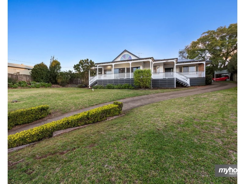 7 Skyline Drive, Blue Mountain Heights QLD 4350