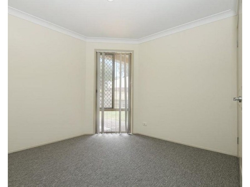 16 Samuel Court, Darling Heights QLD 4350