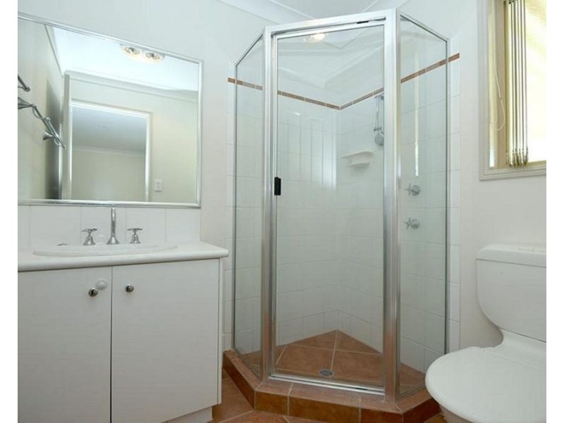 16 Samuel Court, Darling Heights QLD 4350
