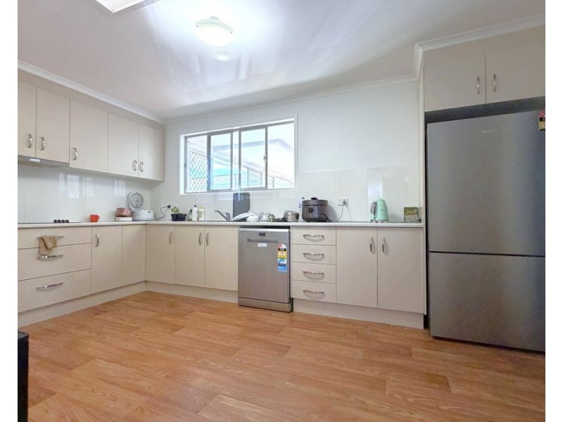 Room D/16 Naranga Street, Rangeville QLD 4350