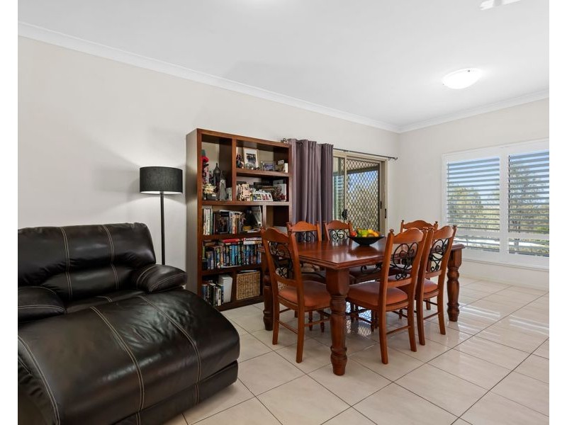 8 Kate Court, Withcott QLD 4352