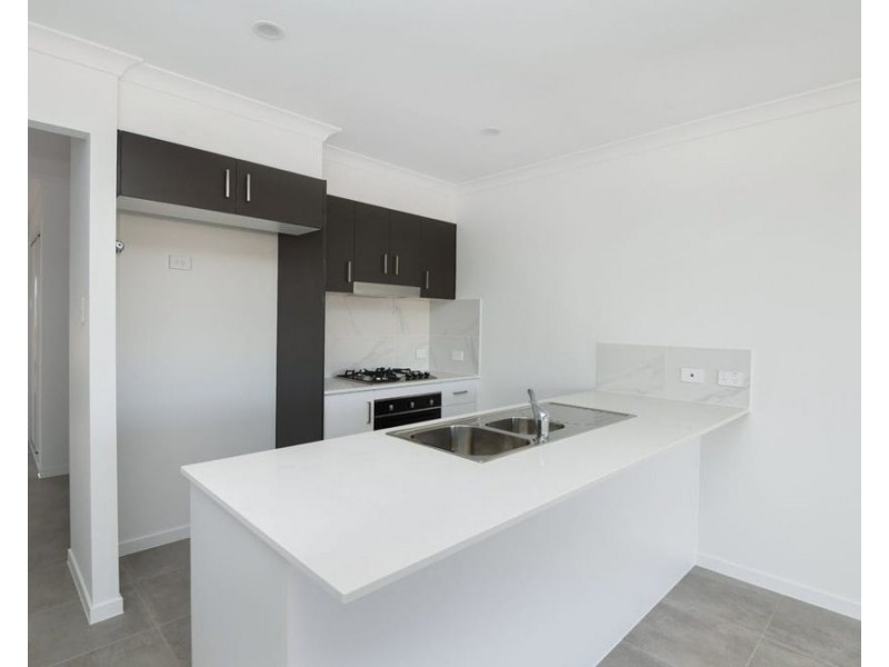 2/84 Shelby Street, Glenvale QLD 4350
