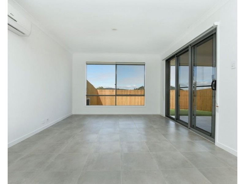 2/84 Shelby Street, Glenvale QLD 4350