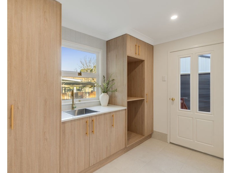 5 Anthony Street, Toowoomba City QLD 4350