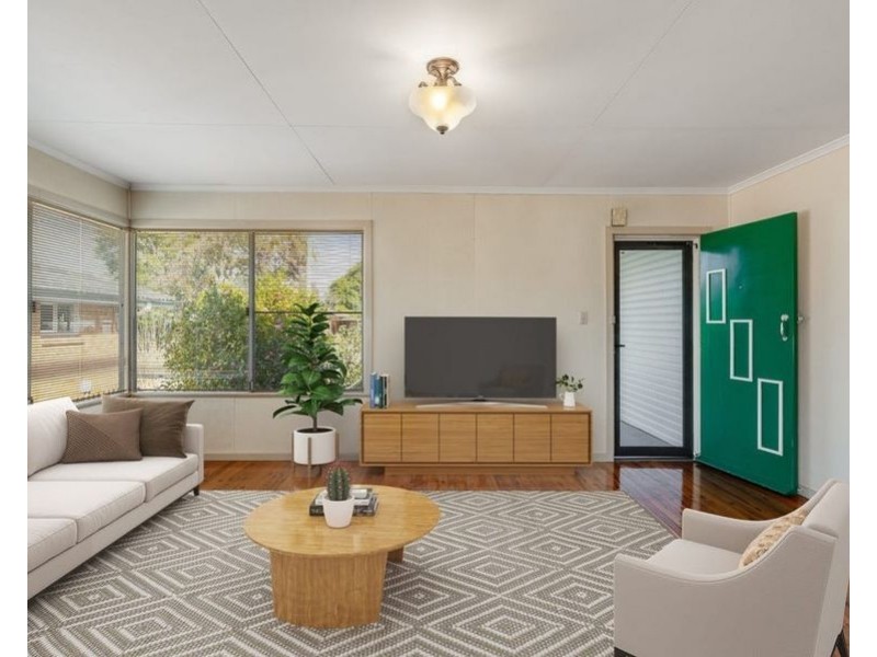 35 Flinders Street, Centenary Heights QLD 4350