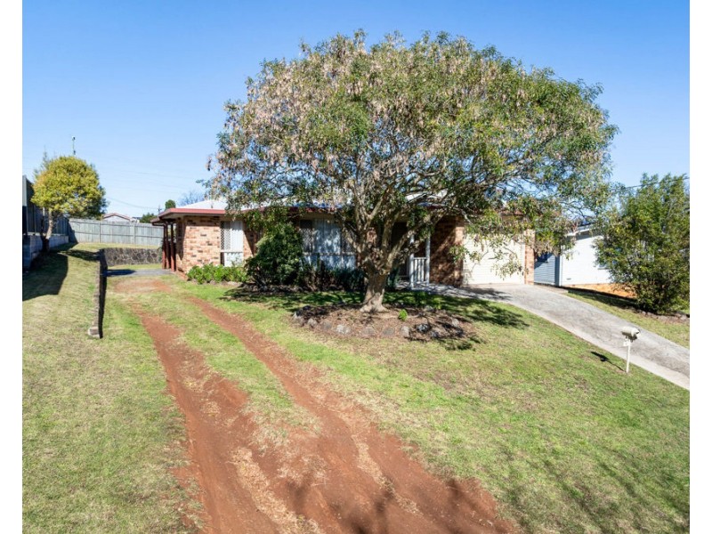 8 Eugenia Street, Harlaxton QLD 4350