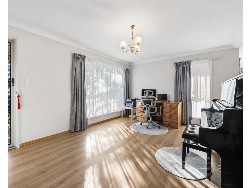 8 Eugenia Street, Harlaxton QLD 4350