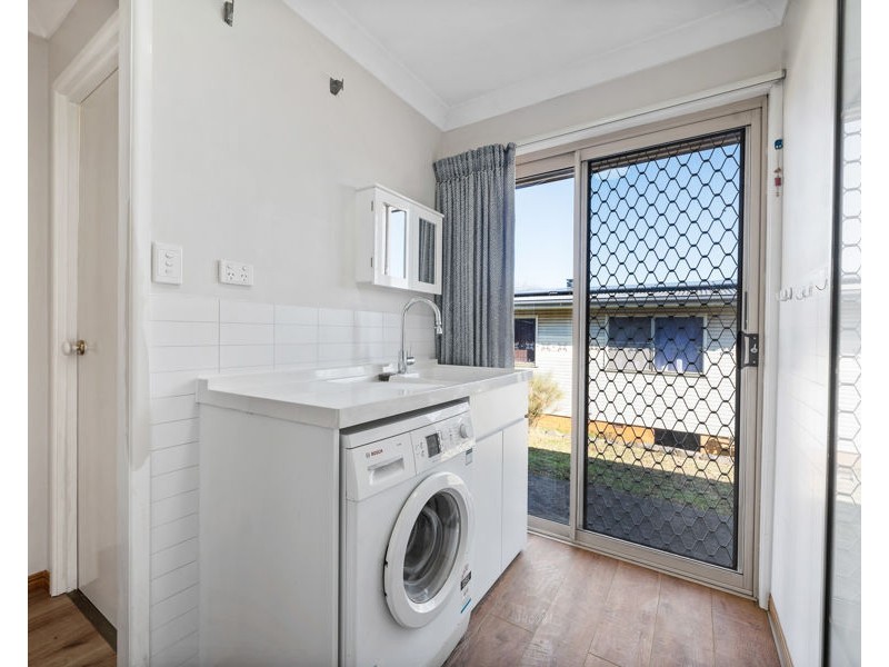 8 Eugenia Street, Harlaxton QLD 4350