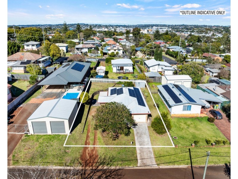 8 Eugenia Street, Harlaxton QLD 4350
