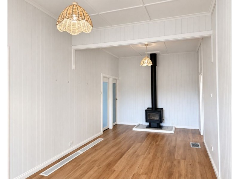 106 James Street, South Toowoomba QLD 4350