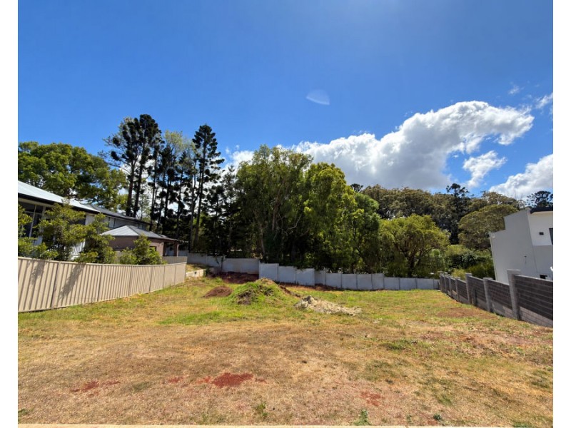 70 East Street, Redwood QLD 4350