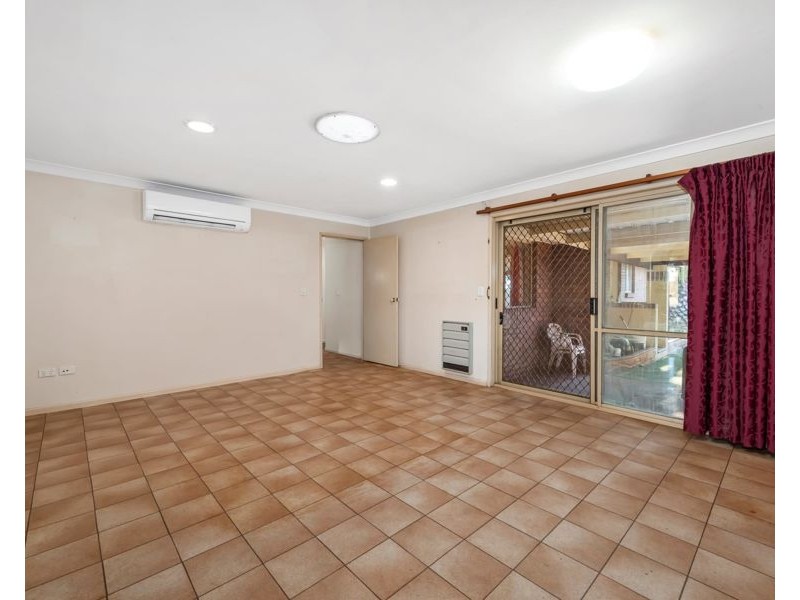 13 Arabian Street, Harristown QLD 4350