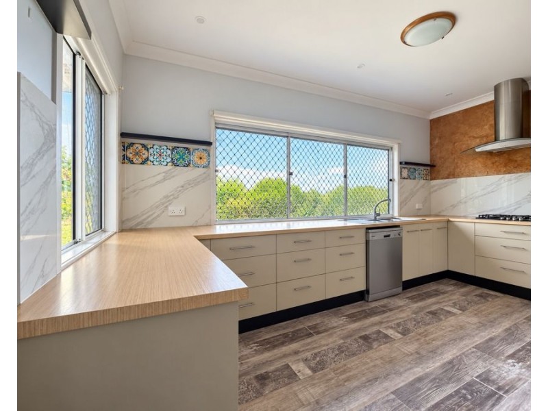 38 Dalgleish Street, South Toowoomba QLD 4350