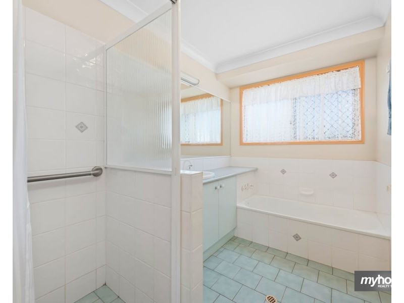 5 Katim Court, Cotswold Hills QLD 4350