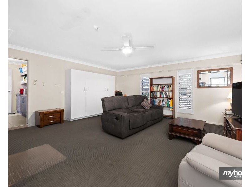 3 Pamela Court, Withcott QLD 4352