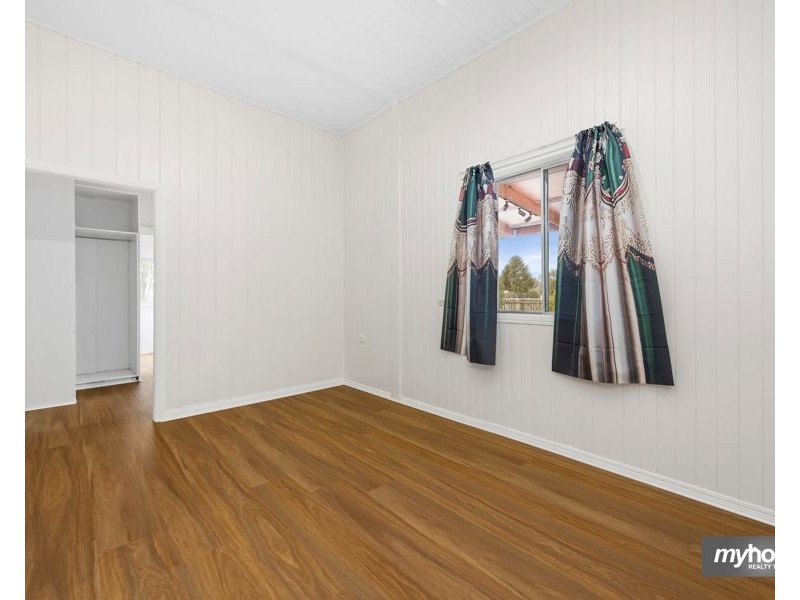 147 Bridge Street, Oakey QLD 4401
