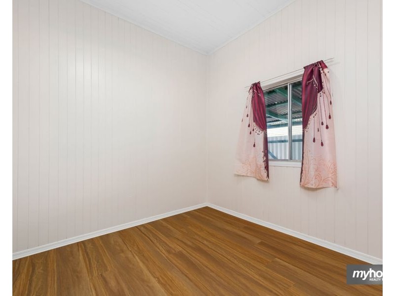 147 Bridge Street, Oakey QLD 4401
