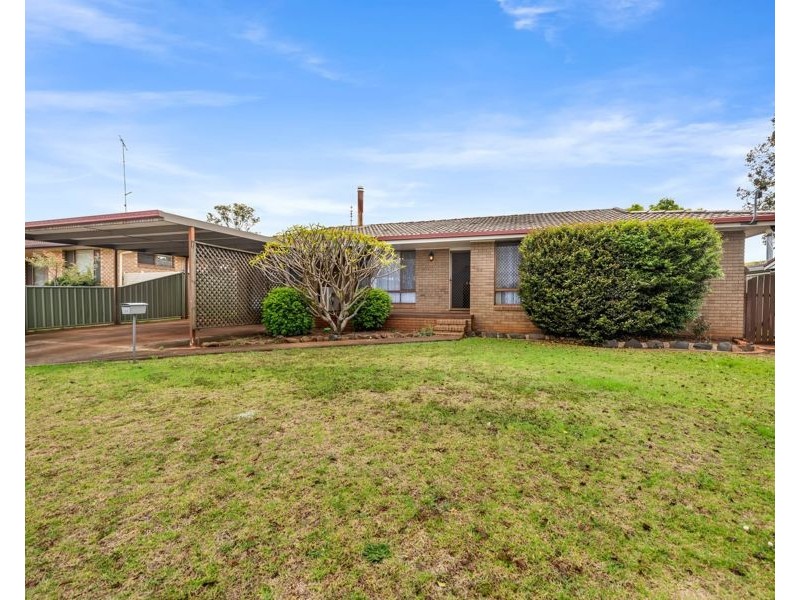86 Jennifer Crescent, Darling Heights QLD 4350