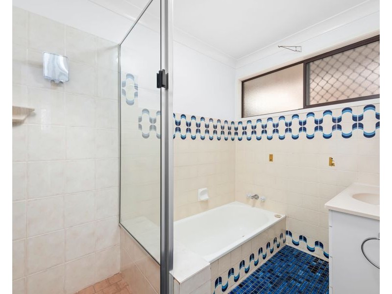 86 Jennifer Crescent, Darling Heights QLD 4350