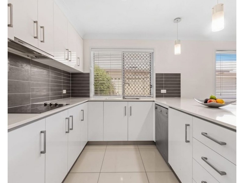 2/3 Phyllis Street, Harristown QLD 4350