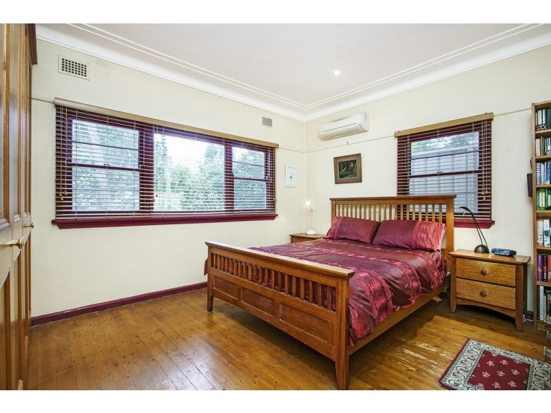 27 Brabyn Street, Denistone East NSW 2112