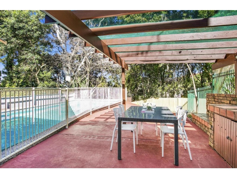 8 Enid Street, Denistone NSW 2114