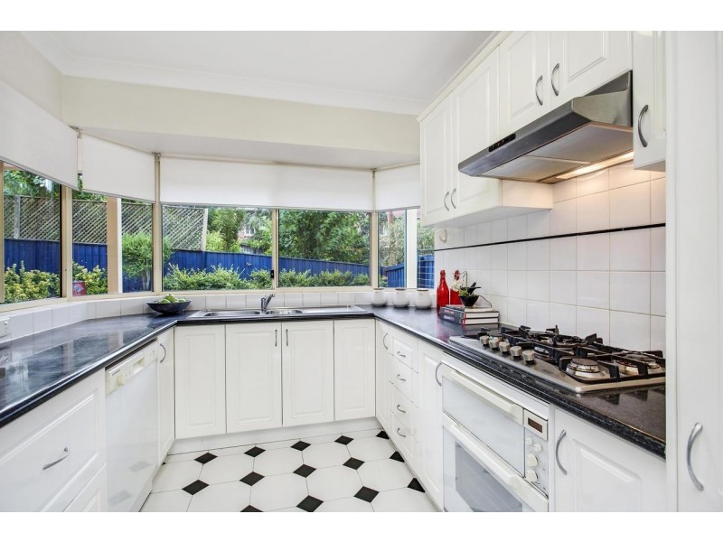 8/83 Essex Street, Epping NSW 2121