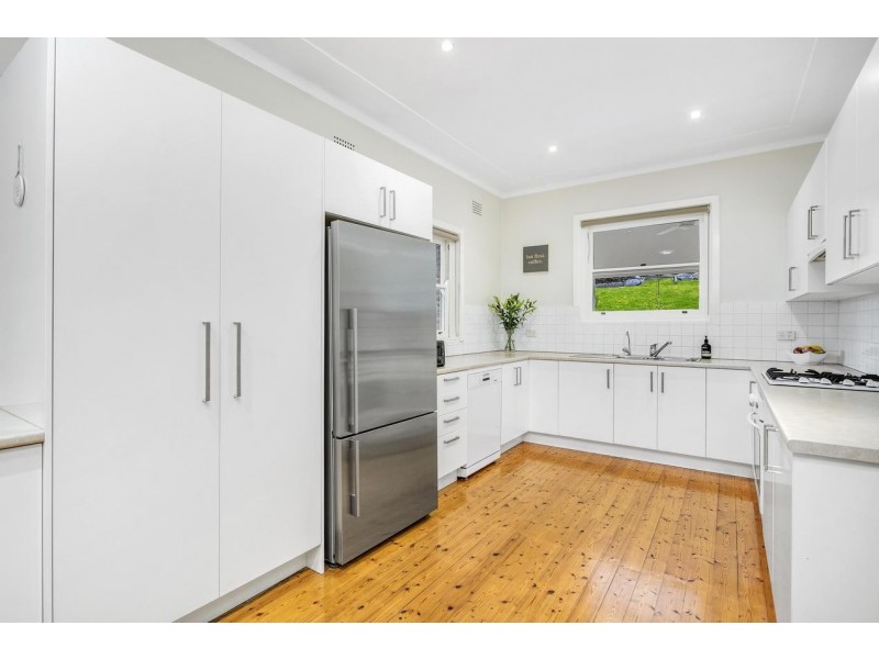 80 East Parade, Denistone NSW 2114