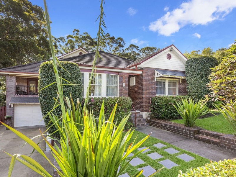 4 Stratford Avenue, Denistone NSW 2114
