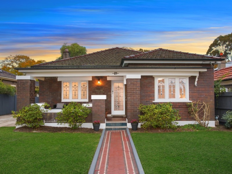 21 Bellevue Avenue, Denistone NSW 2114