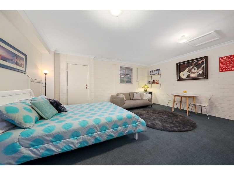 4 Stone Street, Meadowbank NSW 2114