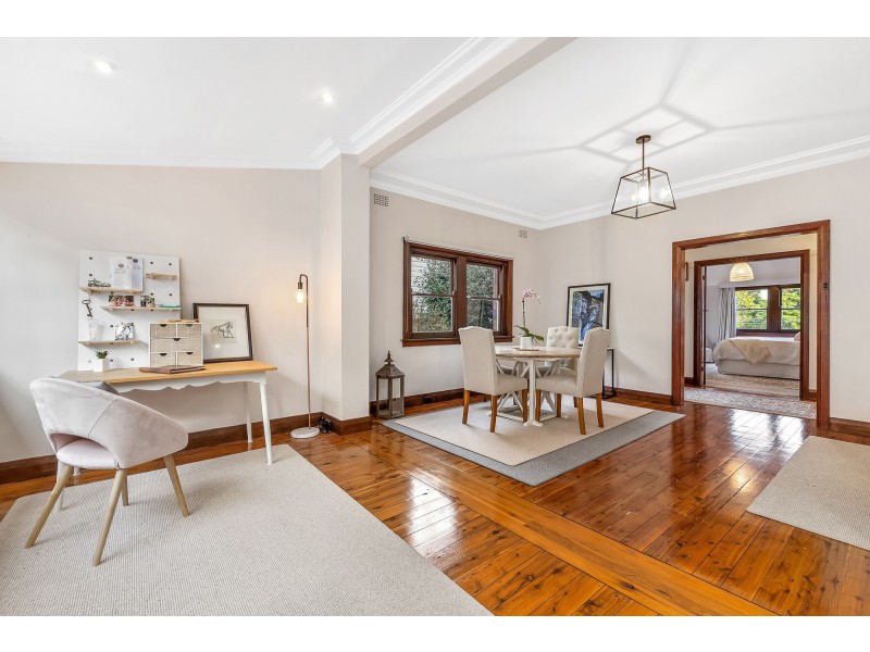 4 Sixth Avenue, Denistone NSW 2114