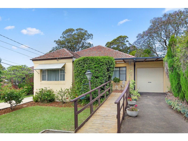 1 Cecil Street, Denistone East NSW 2112