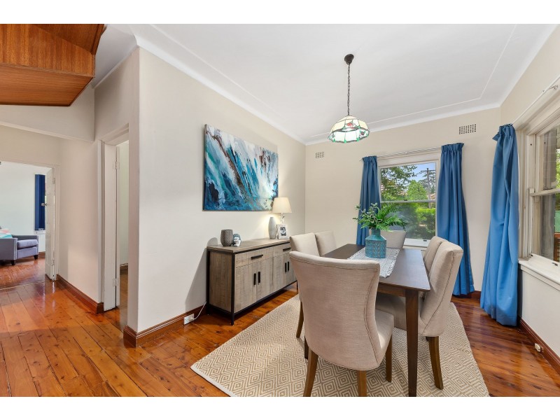 33 Cecil Street, Denistone East NSW 2112