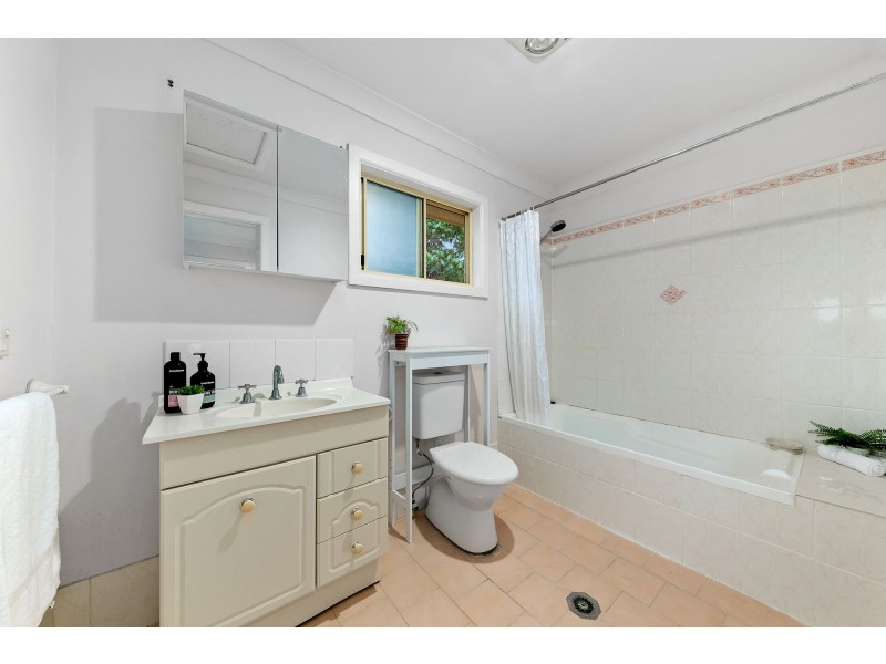 33 Cecil Street, Denistone East NSW 2112