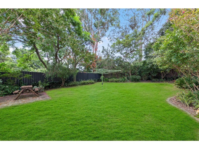 33 Shaftsbury Road, Denistone NSW 2114