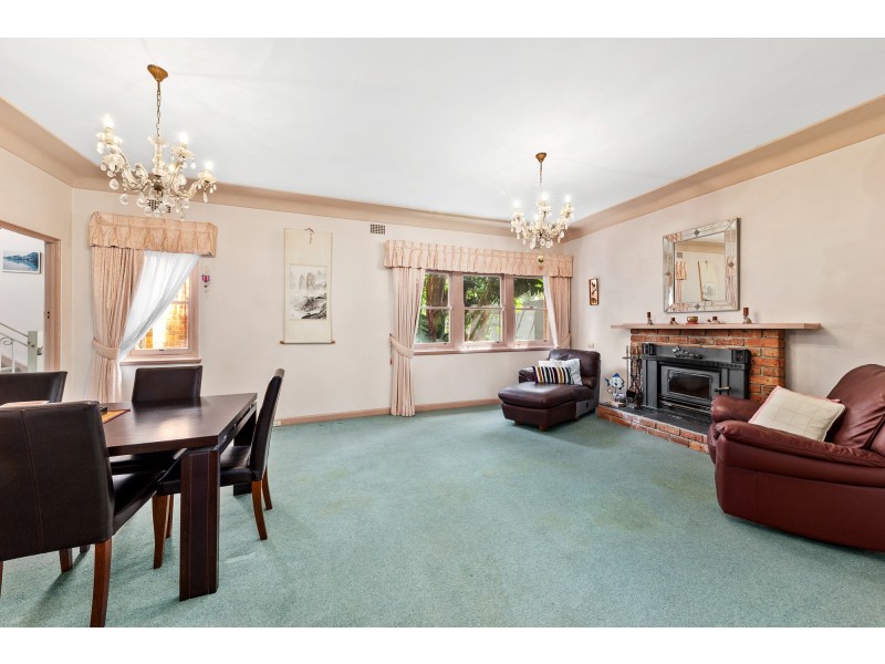 33 Shaftsbury Road, Denistone NSW 2114