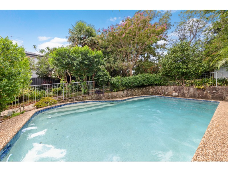 33 Shaftsbury Road, Denistone NSW 2114