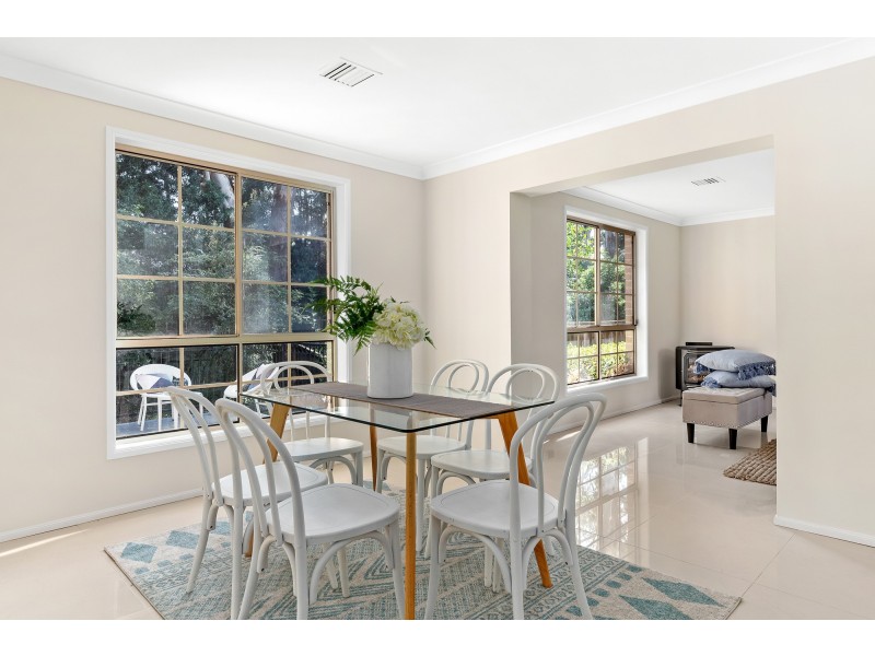 33 Francis Oakes Way, West Pennant Hills NSW 2125