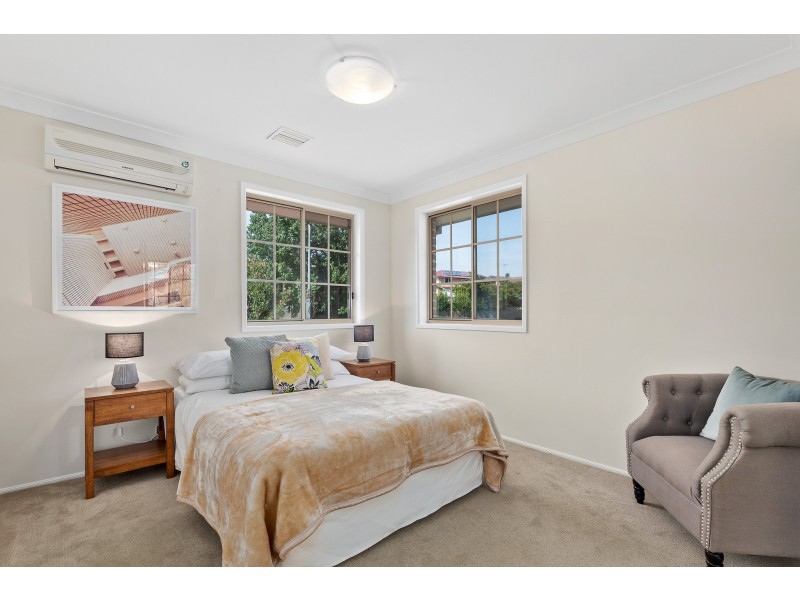 33 Francis Oakes Way, West Pennant Hills NSW 2125