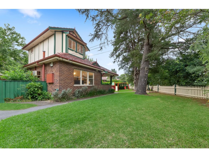 33 Cecil Street, Denistone East NSW 2112