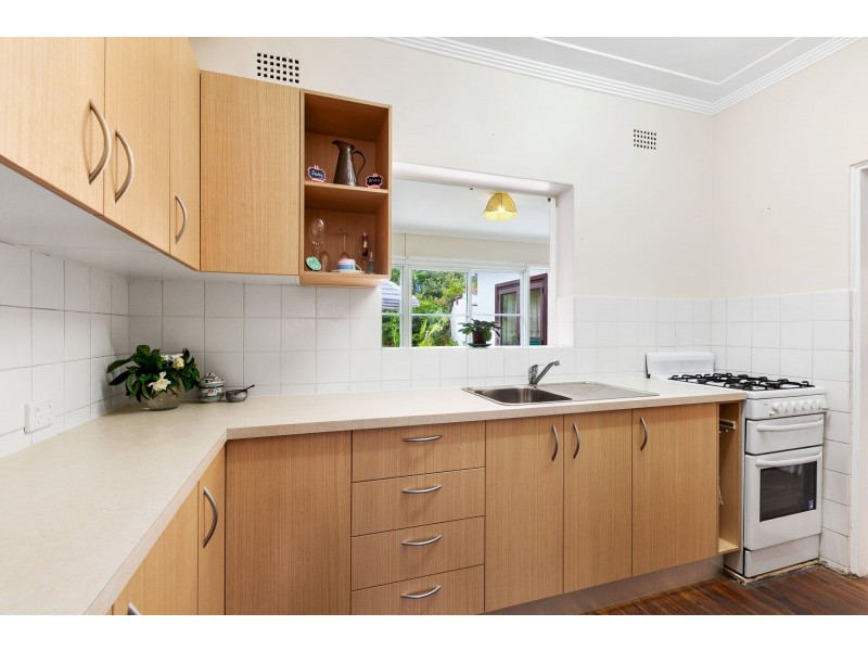 1 Cecil Street, Denistone East NSW 2112