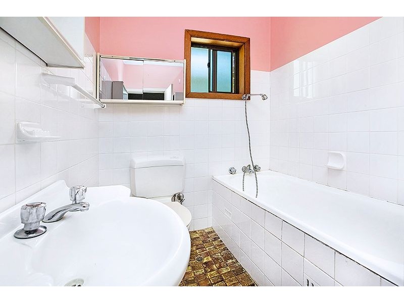 182 North Road, Eastwood NSW 2122