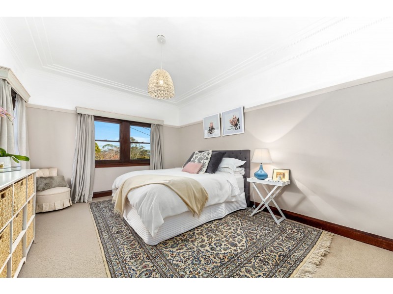 4 Sixth Avenue, Denistone NSW 2114