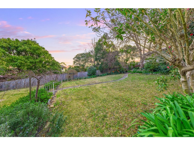 4 Sixth Avenue, Denistone NSW 2114