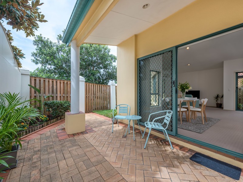 18 Highgate Lane, Robina QLD 4226